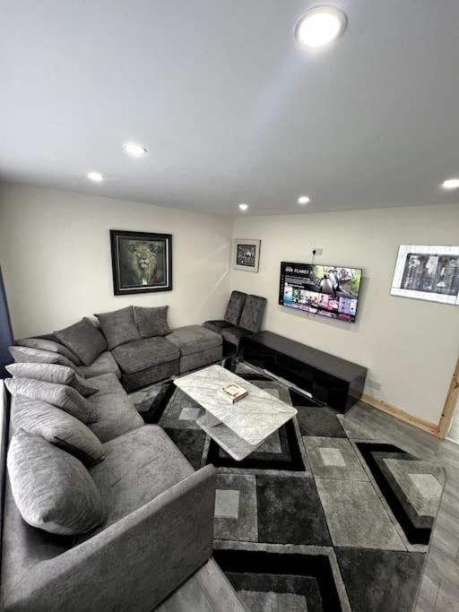 Luxury 3 Bed 3 Bedroom House Harborne Μπέρμιγχαμ Εξωτερικό φωτογραφία