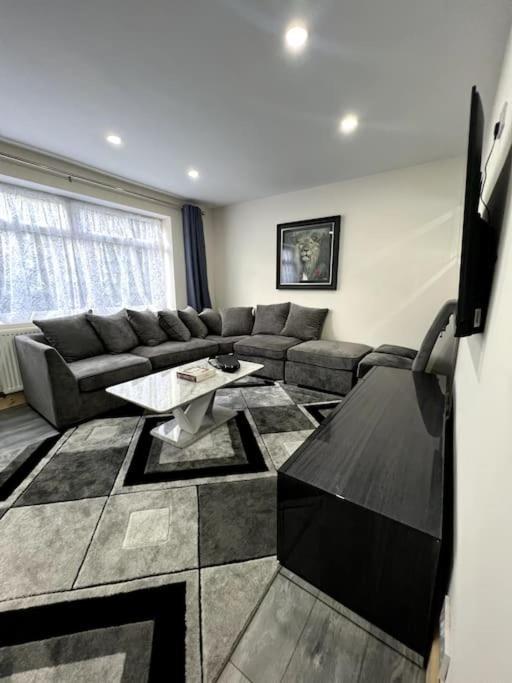 Luxury 3 Bed 3 Bedroom House Harborne Μπέρμιγχαμ Εξωτερικό φωτογραφία